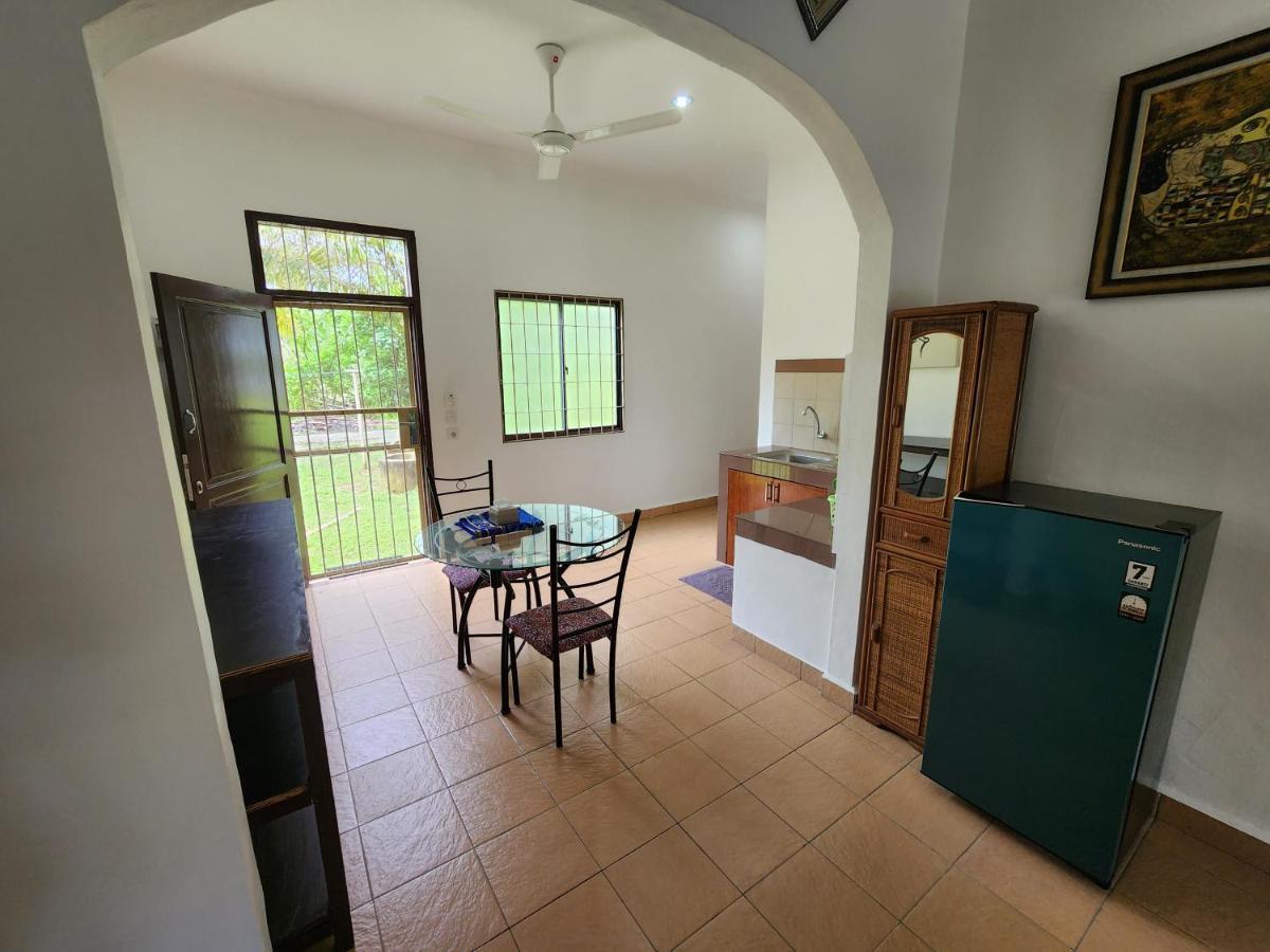 Gosongtelaga Mb Camp Singkil酒店 外观 照片