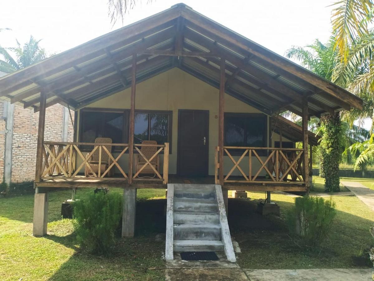 Gosongtelaga Mb Camp Singkil酒店 外观 照片