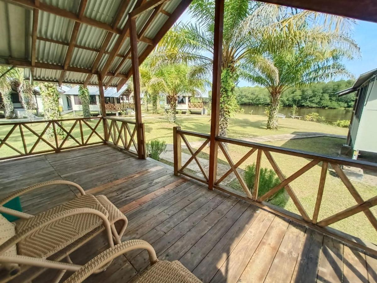 Gosongtelaga Mb Camp Singkil酒店 外观 照片