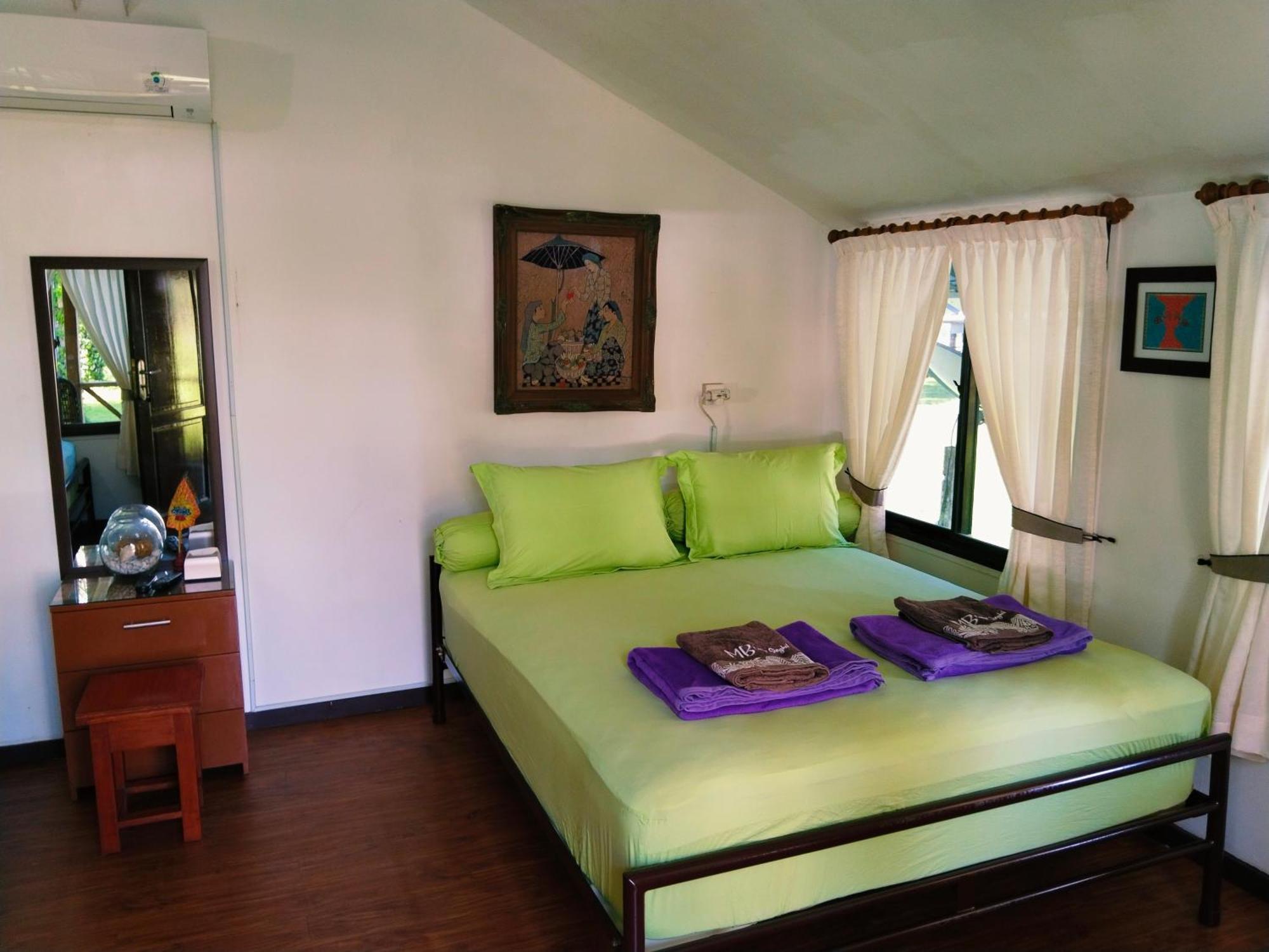 Gosongtelaga Mb Camp Singkil酒店 外观 照片