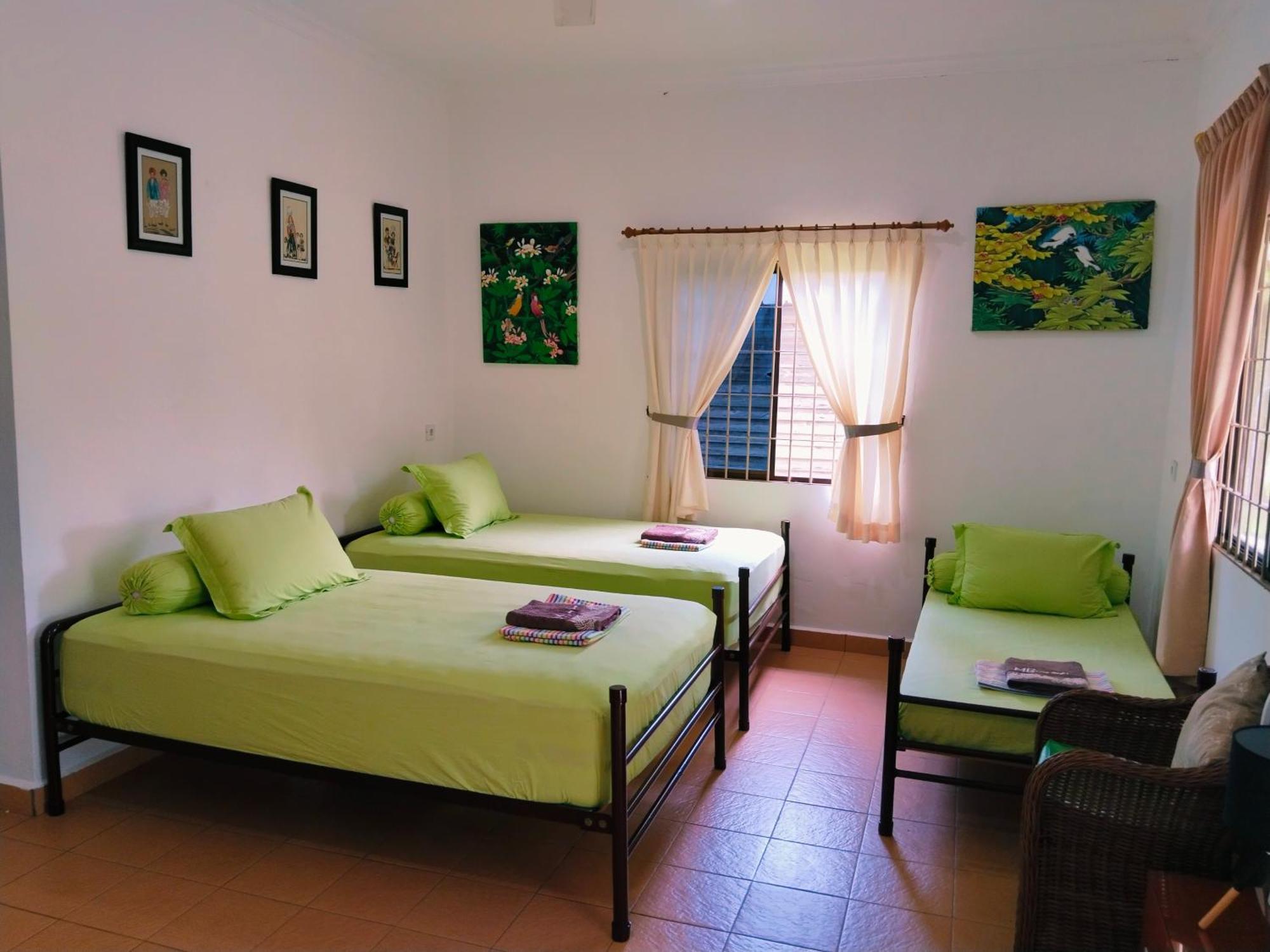 Gosongtelaga Mb Camp Singkil酒店 外观 照片