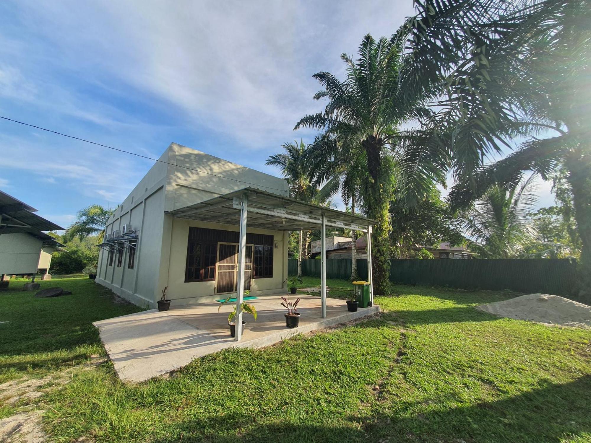 Gosongtelaga Mb Camp Singkil酒店 外观 照片